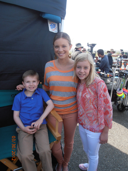 jet-amy-smart-and-taylor-hardick